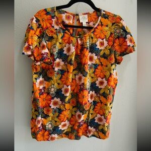 St. John's Bay Orange and Yellow Graphic Blouse Short Sleeve